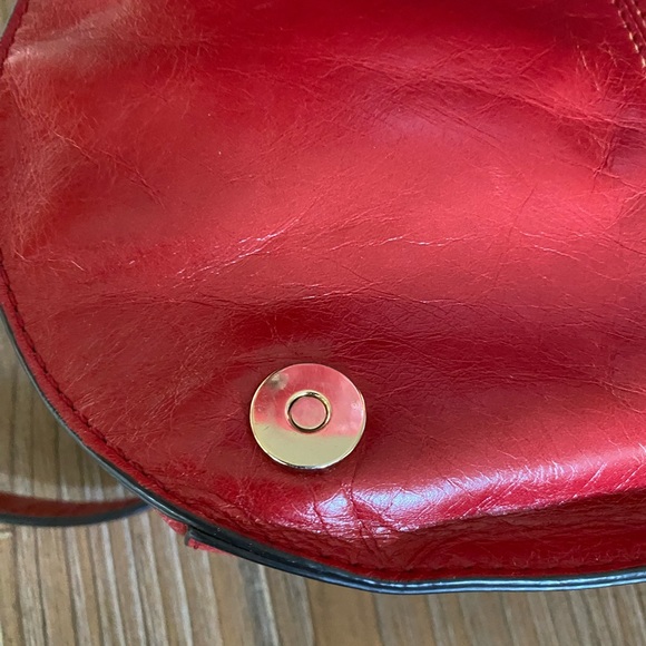 Beautiful leather crossbody bag - Picture 6 of 12